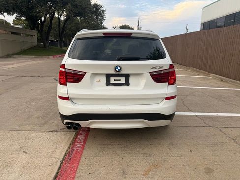 Used 2017 BMW X3 sDrive28i image 5