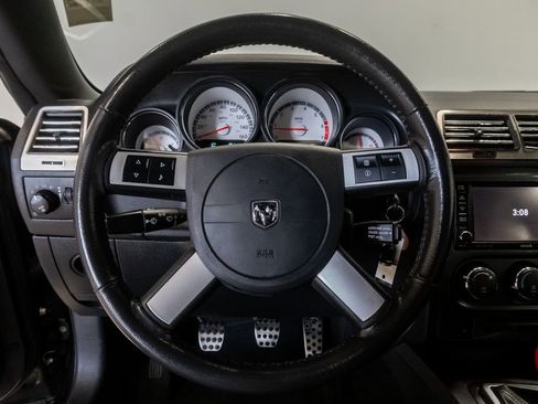 Used 2009 Dodge Challenger R/T RWD image 13