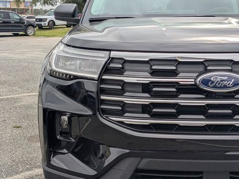New 2026 Ford Explorer Active image 10