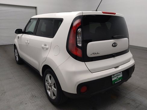 Used 2019 Kia Soul FWD image 5