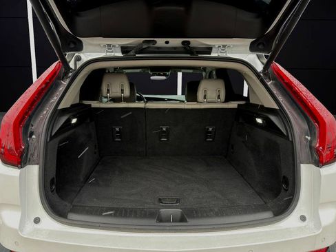 Used 2023 Cadillac XT4 Luxury image 22