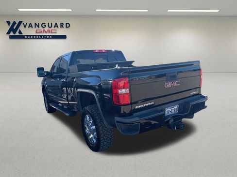 Used 2018 GMC Sierra 2500 Denali w/ Duramax Plus Package image 6