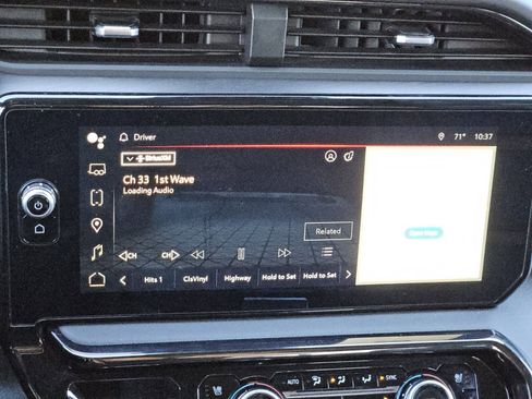 Used 2024 GMC Sierra 1500 AT4 w/ Technology Package image 22