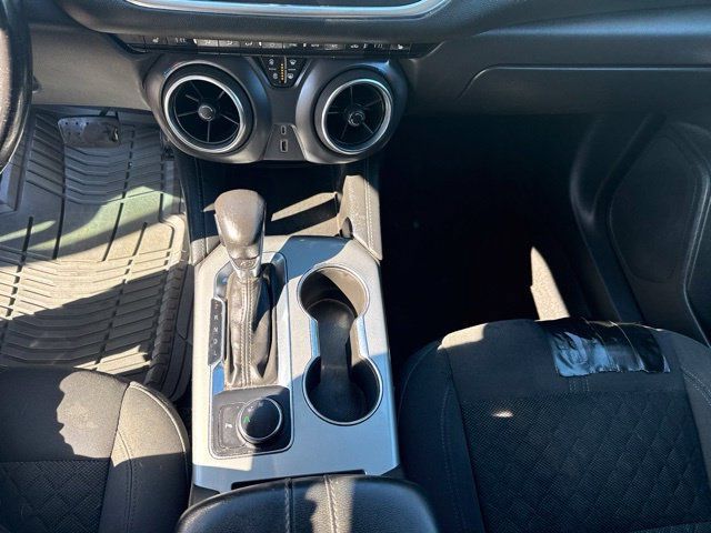 Used 2019 Chevrolet Blazer LT FWD image 19