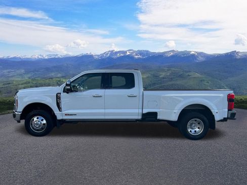 Used 2024 Ford F350 Lariat w/ Lariat Ultimate Package AWD/4WD image 2