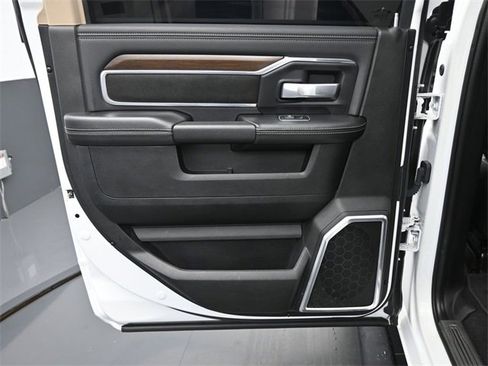 Used 2022 RAM 2500 Laramie w/ Safety Group B image 14