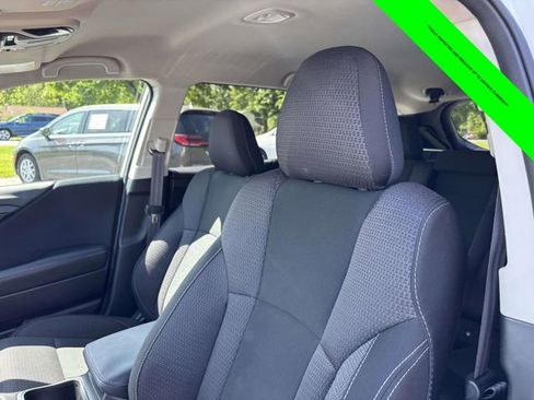 Used 2024 Subaru Outback Premium AWD/4WD image 6