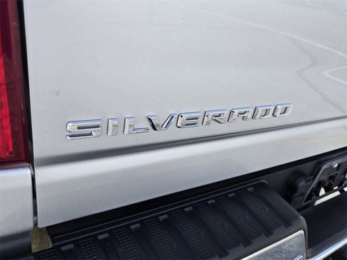 Used 2022 Chevrolet Silverado 2500 LT w/ All Star Edition image 16