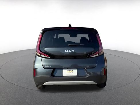 Used 2025 Kia Soul LX w/ LX Technology Package image 12