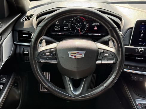 Used 2023 Cadillac CT4 Sport RWD image 15