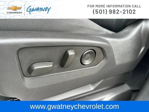 Used 2023 Chevrolet Silverado 1500 LT AWD/4WD image 21