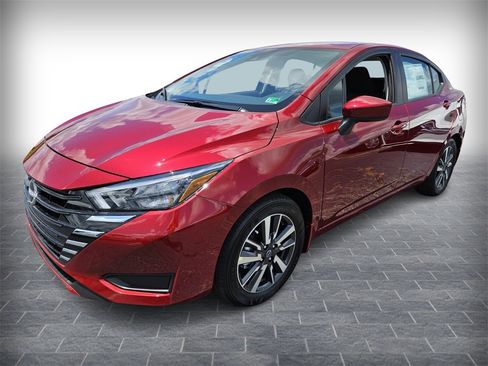 New 2025 Nissan Versa SV w/ Trunk Package image 2