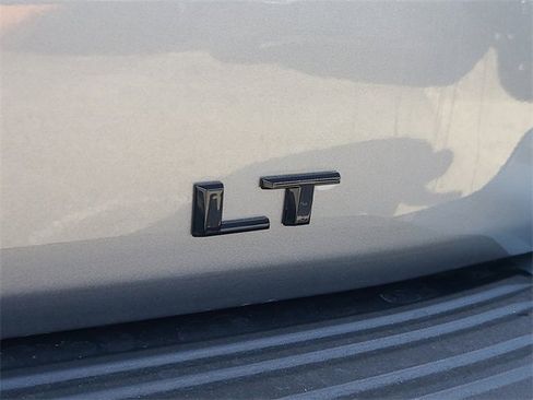 New 2026 Chevrolet Suburban LT w/ Comfort Package image 10