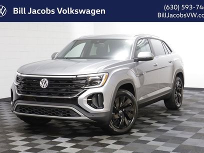 New 2026 Volkswagen Atlas Cross Sport SE w/ Panoramic Sunroof Package