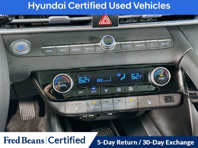 Certified 2024 Hyundai Elantra SEL w/ Convenience Package FWD image 25
