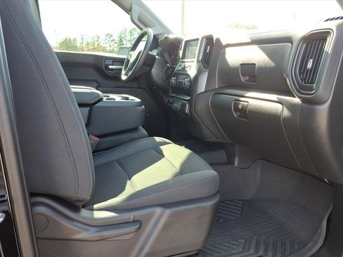 Used 2024 Chevrolet Silverado 1500 Custom Trail Boss w/ LPO, Dark Essentials Package image 10