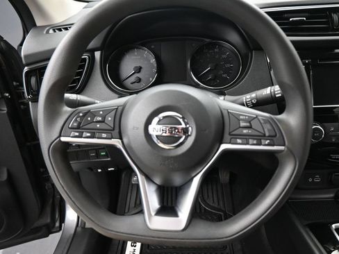 Used 2022 Nissan Rogue Sport S FWD image 10