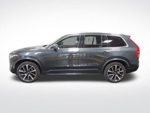 Used 2021 Volvo XC90 T6 Momentum w/ Protection Package Premier image 2