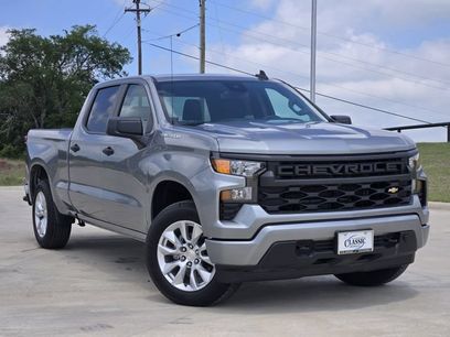 New 2025 Chevrolet Silverado 1500 Custom