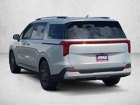 Used 2026 Kia Carnival EX FWD image 8