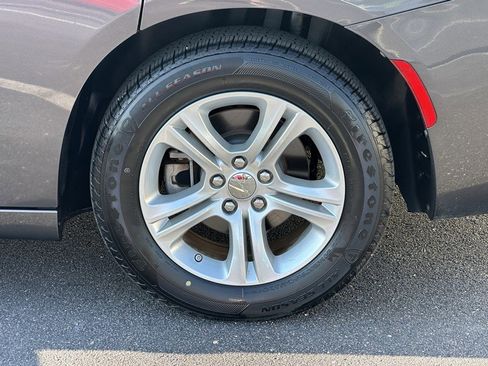 Used 2023 Dodge Charger SXT image 9