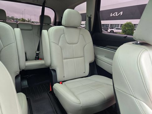 Used 2021 Kia Telluride SX w/ Nightfall Edition Package AWD/4WD image 14