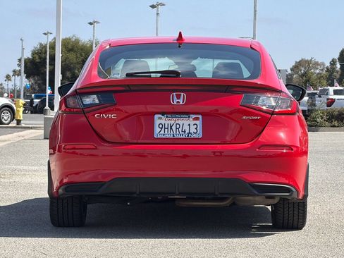 Used 2023 Honda Civic Sport image 5