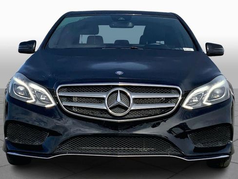 Used 2016 Mercedes-Benz E 350 4MATIC Sedan image 3