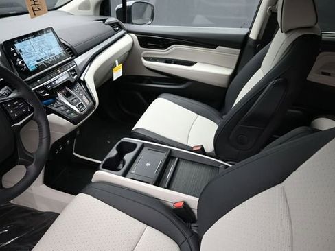 New 2026 Honda Odyssey Elite image 17