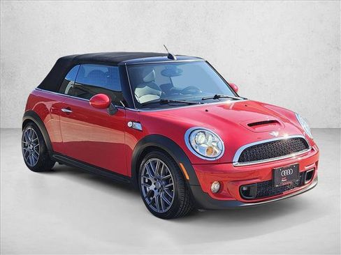 Used 2011 MINI Cooper S FWD image 3