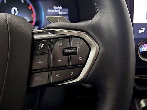 Used 2025 Lexus GX 550 w/ Accessory Package (2T) image 26