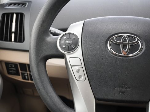 Used 2012 Toyota Prius Two FWD image 17