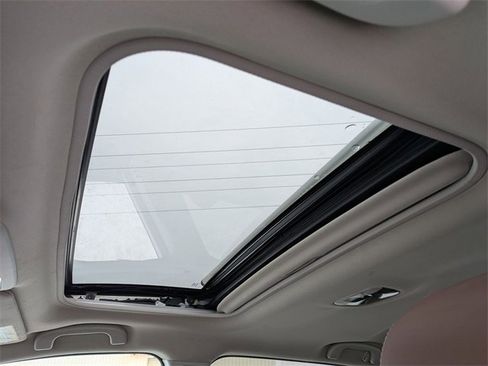 Used 2018 Subaru Outback 3.6R Touring w/ Protection Package #1 image 16