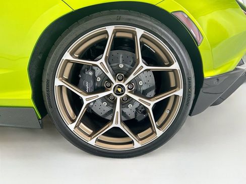 Used 2025 Lamborghini Revuelto AWD/4WD image 26
