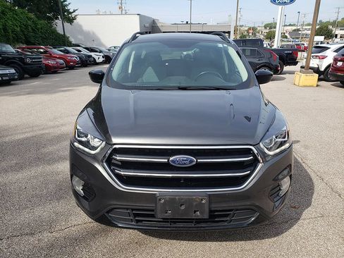 Used 2019 Ford Escape SE AWD/4WD image 2