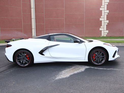 New 2026 Chevrolet Corvette Stingray Preferred Conv w/ 2LT RWD image 38