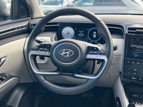 Certified 2024 Hyundai Tucson Limited AWD/4WD image 12