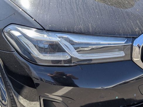 Used 2021 BMW 530i w/ Convenience Package image 5