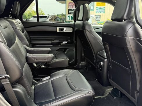 Used 2023 Ford Explorer ST w/ Equipment Group 401A AWD/4WD image 22