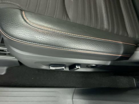 Used 2025 Nissan Pathfinder Rock Creek image 13