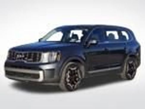 Used 2023 Kia Telluride S w/ S Sunroof Package FWD image 3
