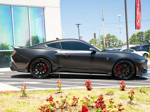Used 2024 Ford Mustang Dark Horse RWD image 12