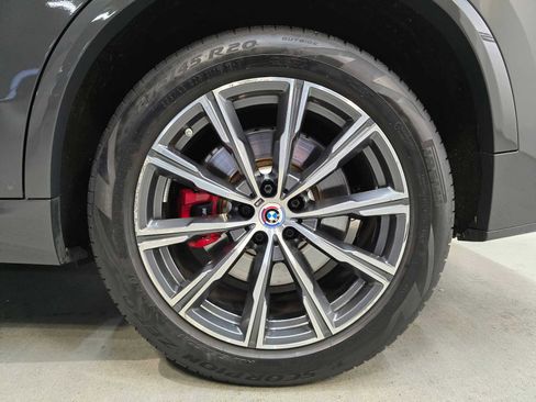 Used 2023 BMW X5 M50i w/ Executive Package image 8