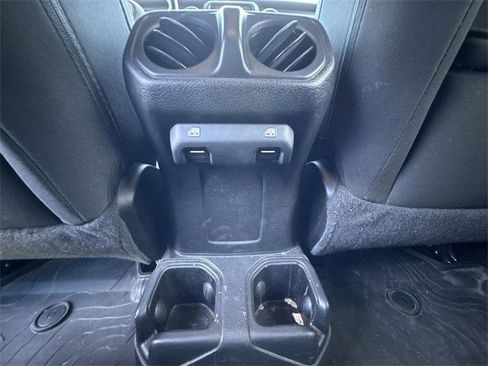 Used 2021 Jeep Wrangler Unlimited Sport image 27