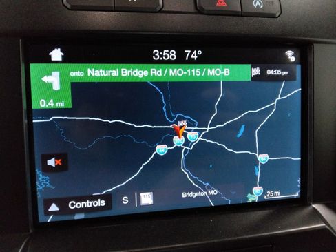 Used 2019 Ford F150 Lariat w/ Equipment Group 502A Luxury image 22