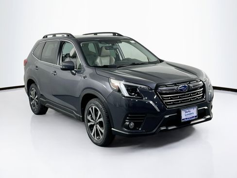 Used 2023 Subaru Forester Limited image 3