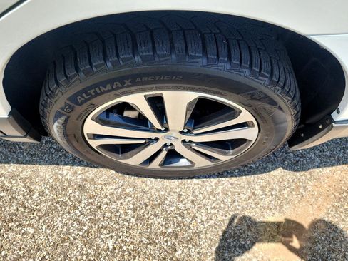 Used 2019 Subaru Outback 2.5i Limited w/ Popular Package #2 image 15