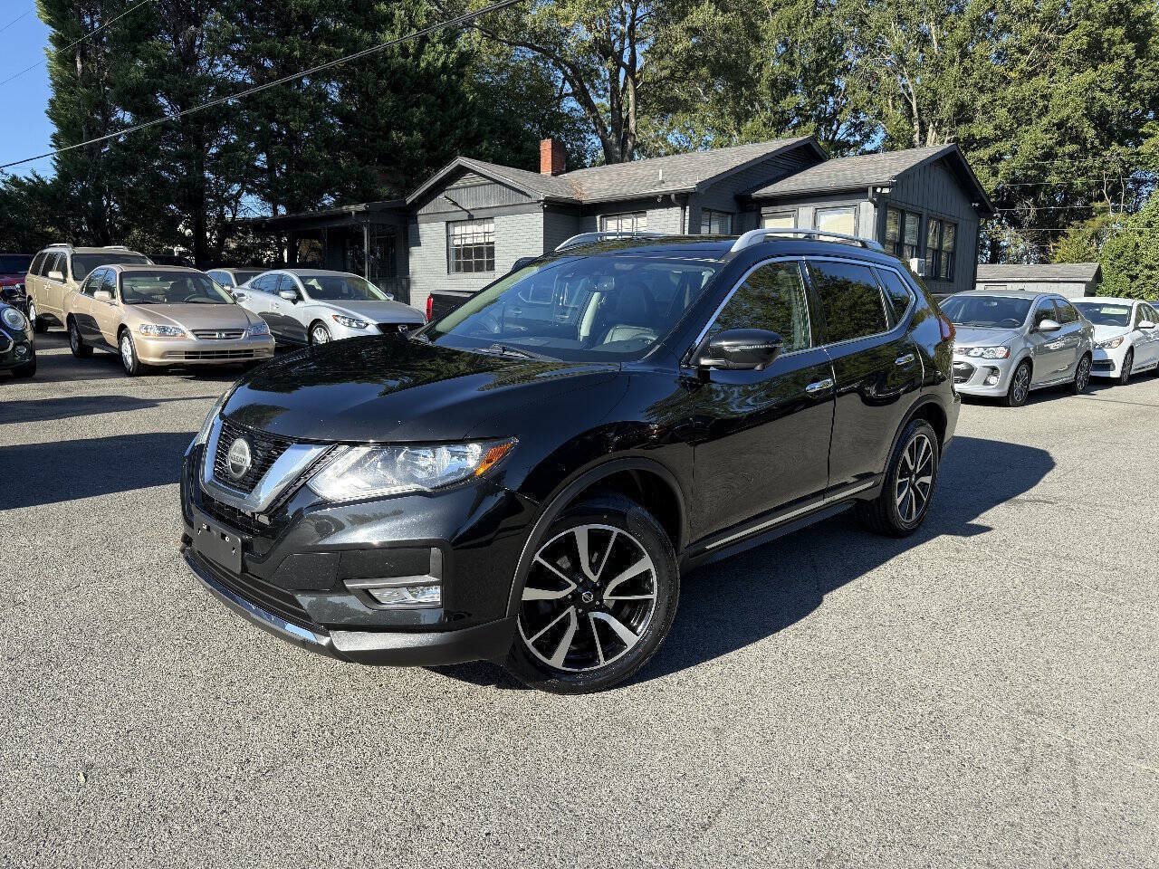 Used 2019 Nissan Rogue SL AWD/4WD image 1