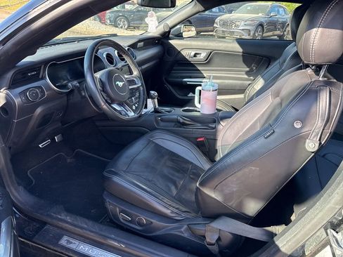 Used 2018 Ford Mustang Premium w/ Equipment Group 201A image 6