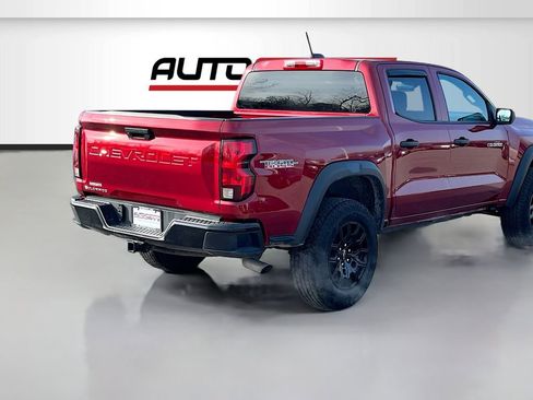 Used 2024 Chevrolet Colorado Trail Boss w/ Advanced Trailering Package image 7